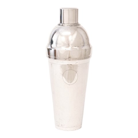 Shaker i sølv fremstillet i Japan 1930erne. H: 
24cm